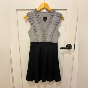 VENUS Dress Ruffled Black & White